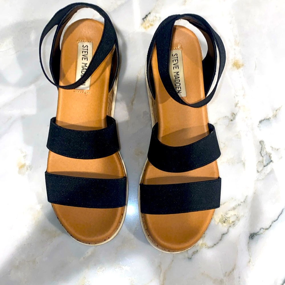 Steve Madden platform sandals
